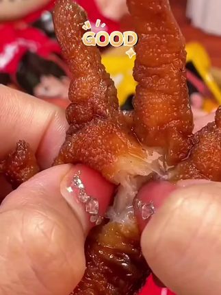【超值12只】王小卤凤爪W2解馋虎皮中爪充饥出游正宗虎皮凤爪25g#虎皮鸡爪 #好吃到爆 #追剧小零食 @DOU+小助手 @DOU+上热门