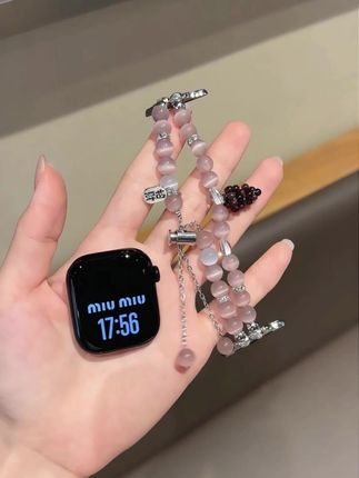 好喜欢iwatch这个珠串啊 谁懂这个小挂件的分量#苹果手表表带 #applewatchs11 #iwatch手表带 #applewatch表带 #iwatchs11