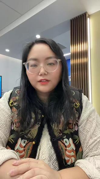 ️一分钟告诉你:航空票务员是做什么的
1. 机票查询、预订、出票
2. 退改签、航班咨询
3. 系统操作、订单处理
办公室上班,工作稳定,
这就是大家向往的民航白领工作。#航空科普 #招聘 #工作