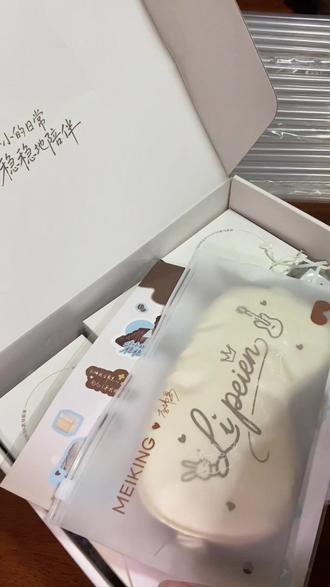 沛恩大王商务开箱(周边受伤版)#李沛恩 #开箱 #周边 #美康粉黛 #美康粉黛李沛恩