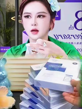你们可能觉得盈公主几年都在卖这个面膜?#盈公主和阿迪 #复合 #婚姻#盈公主推荐的面膜 #精致女人必备
