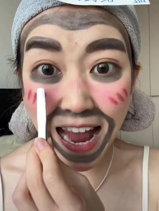 强烈建议所有单眼皮肿眼泡内双的姐妹快试试这个#双眼皮贴 ~你会回来感谢我的!#内双肿眼泡 #眼妆 #美妆百万新星计划 #动动手就贴出双眼皮