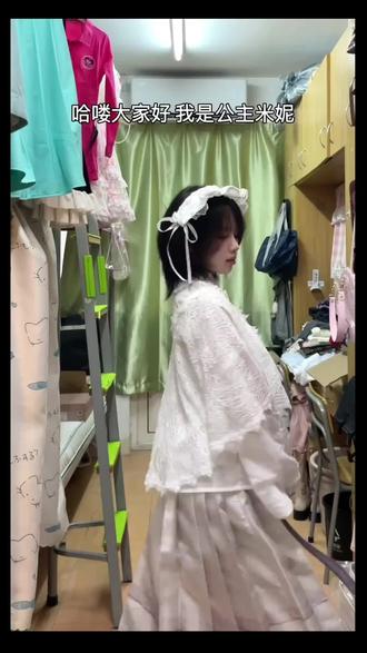 分享可以搭配中华风lolita的小鞋子
#lolita #洛丽塔 #中华风lolita #lilywei #lilywei高跟鞋