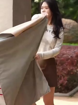 一条能加热的披肩、盖毯、被毯三合一,这条加热披肩毯承包你一个冬天的温暖#披肩 #加热披肩毯 #暖身毯 #盖毯 #加热毯