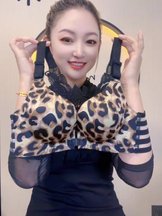 #小胸必备款式 #时尚穿搭