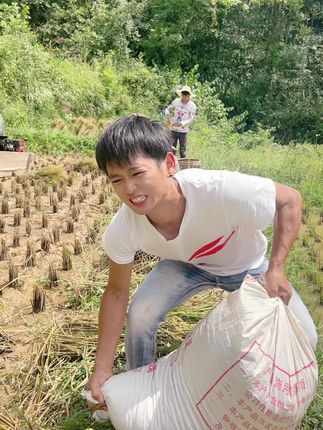 看见了也不过来,帮帮忙🥺