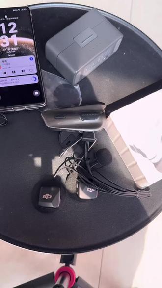 一款不到百元的头盔蓝牙耳机,ASMAX旗下全新子品牌MAXRUNON LarK云雀耳机,HiFi音质长续航,还能对讲,性价比高!#头盔蓝牙耳机#MaxRunOn蓝牙耳机#Lark #MaxRunOn #耳机