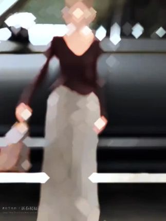 2025早秋新款轻奢高级感竖坑条纹长袖毛织上衣垂坠感直筒长裤套装