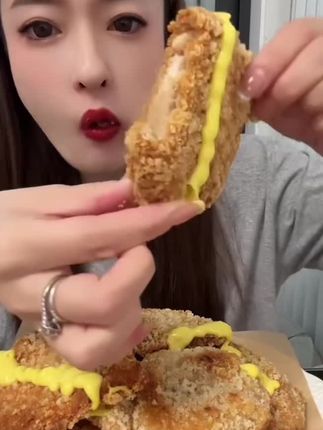 香酥大鸡排#吃货分享 #美食 #抖音美食创作者 #外酥里嫩 #酥脆