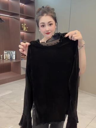 #今日穿搭 #女装 #优雅气质穿搭 #实体店女装 #减龄穿搭