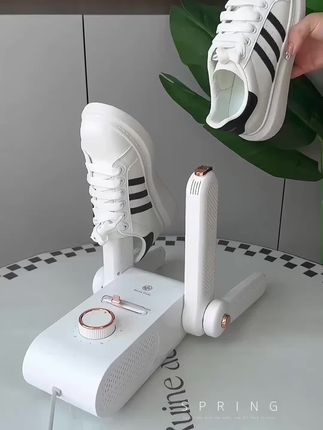 家里真的得备一个这样的#烘鞋神器 以后刷鞋子再也不需要看天气了#烘鞋机#快速烘干鞋子小技巧#方便又实用#好物推荐 家用恒温鞋子烘干器紫光除臭烘鞋器鞋子烘干器速干烘烤暖鞋器抑菌