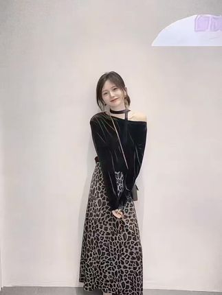 #藏肉显瘦穿搭 #设计感穿搭 #高级穿搭 #时髦穿搭 #早秋穿搭
