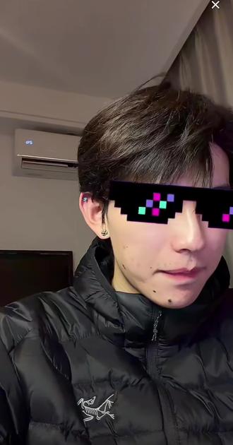 煮波给豆包挑错,持续刁难豆包哈哈哈,可爱死了#直播瞬间 #煮雨波 @煮雨波