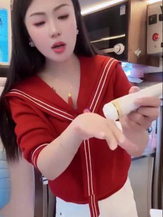 【芳芳自用2支】Bodana/宝得娜泰国进口燕窝双重氨基酸洗面奶深清洁
