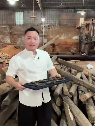 金丝楠木手串,最近很火,特别推荐! 想戴有品质的手串?这款金丝楠手串值得入手!#文玩#文玩手串#盘串#万物皆可盘#金丝楠木