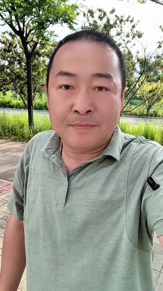直木成材,弯木成景!#人生感悟#大智慧#情感励志#中年感悟#低谷自愈