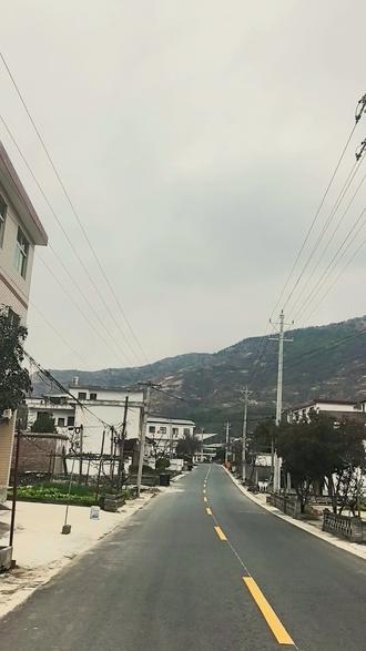 大家好,我是大伟,用户咨询一台四代户户通,已经送货上门安装到位,售后有保障,感谢用户信任与支持。#用歌声记录旅途