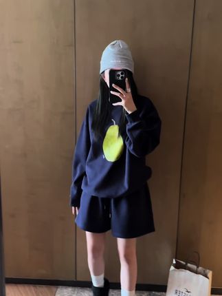 秋冬温柔好看的穿搭#秋冬穿搭新鲜感在线 #ootd穿搭 #慵懒风穿搭 #温柔风穿搭 #卫衣穿搭