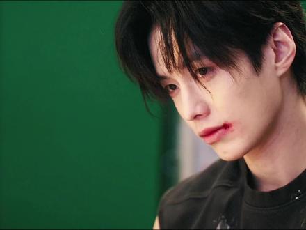 神助攻!娜娜一语道破靳朝心意,姜暮吃醋误会反被甜齁!#好剧推荐 #双轨 #姜暮 #靳朝 #因为一个片段看了整部剧