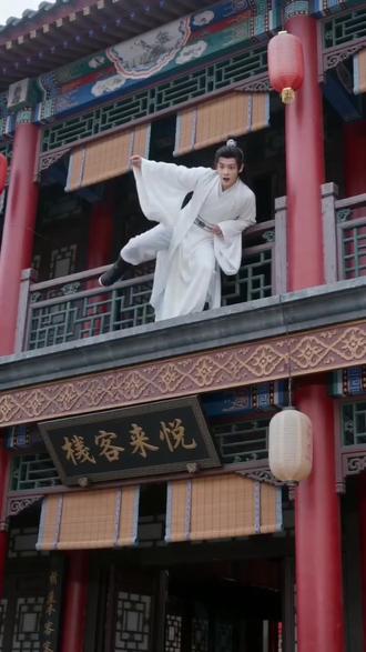 搞笑视频😂😂😂#AI客栈飞踹夺铜钱 #随变ai随便玩 #哈尼族姑娘杨都 #哈尼族生活 #哈尼族姑娘让都