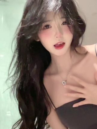 不知名美女。