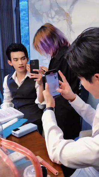 高嘉辉迷人的气质和独特的吸引力
普普不要太宠他#郝熠然云旗#听话时我爱你入骨