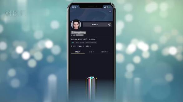抖音私密账号是不是别人看不到我发的作品
所谓的私密账号其实就是保护自己不被骚扰的一种手段,账号在设置为私密之后,只有自己批准的用户才能关注自己,并且看到自己发布的视频内容,而现有的粉丝不受影响,同步视频其他软件的功能也会关闭。 #it #科技 #抖音 #抖音私密 #别人看
