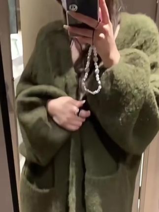#慵懒风穿搭 #外套穿搭 #秋冬穿搭 #秋冬毛衣外套 #中长款毛衣外套