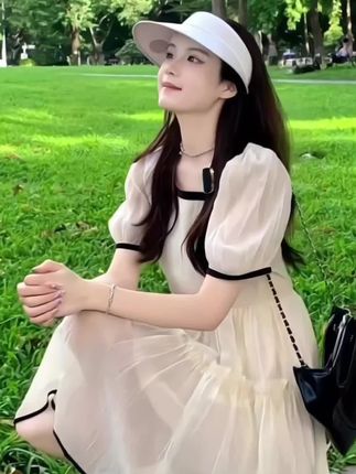 撞色方领雪纺连衣裙夏季大码微胖mm宽松显瘦泡泡短袖a字裙#甜美穿搭 #优雅气质 #这也太好看了 #小个子显高显瘦穿搭 @DOU+小助手 @巨量千川