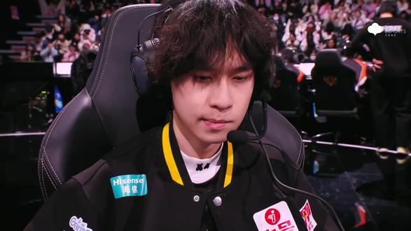 拉踩狼队最终道歉?黄教练为狼队粉丝道歉,称自己从没拉踩,被串子带节奏情绪管理没到位!#2026KPL春季赛 #狼队 #WB