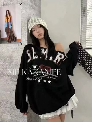 #美式辣妹 #印花t恤 #长袖 #露肩上衣 #复古穿搭 @抖音商城 @抖音小助手