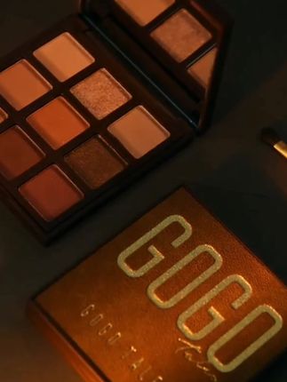 【官方店】戈戈舞圣诞巧克力眼影盘初学者哑光珠光大地色闪粉防水#眼影