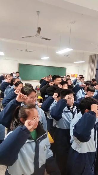 家长朋友们我帮忙到这了#记录校园生活 #可爱学生 #寒假 #寒假计划 #班主任视角