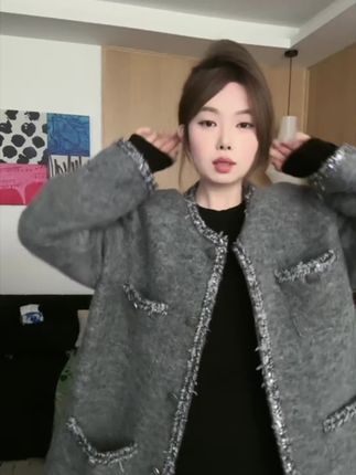 厚款编织小香风外套,两个颜色都好美,一个气质,一个温柔!#大码女装 #外套 #秋冬穿搭 #小香风外套 #温柔气质