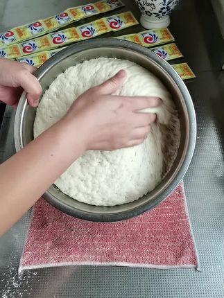 安琪酵母粉,蒸馒头包子发面轻松搞定!小包装方便使用,易于储存,是家庭烘焙的好帮手!#安琪酵母粉 #发酵粉 #高活性干酵母 #在家做面食