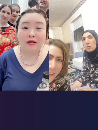 姐妹们快来看啊!这么便宜的价格就能买到一大箱超好用的山茶花内衣洗衣液,这可是足足六斤重的家庭装啊!有了它再也不用担心内裤洗不干净了,不管是红的、白的还是黄的,难搞的污渍都能轻松洗干净,而且味道也很好闻,是那种淡淡的清香,喜欢的朋友们赶快下单抢购吧!