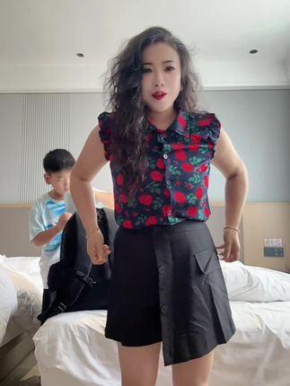 臭美1️⃣把 哈哈哈还是瘦了心情好#变美 #美食 #生活
