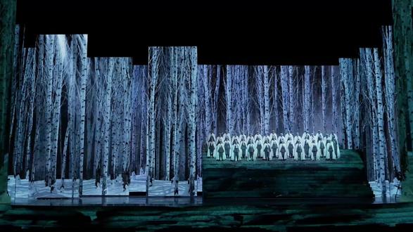 拒绝盲目大制作,以适配性与巧思回归舞台艺术本质