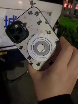手机追剧,拍照支架📷选了是十几款,性能性价比,这个就比较符合我的心意,折叠起来轻薄小巧,随时随地都能带着用,真心推荐👍#手机支架推荐 #手机数码 #懒人手机支架 #强烈推荐