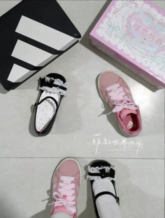 我就这样来回切换 #lo鞋 #阿迪达斯