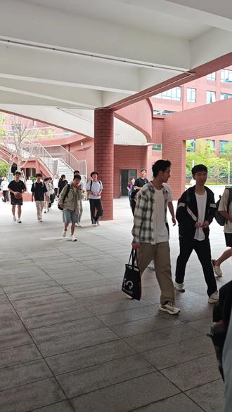 训练营毕业,学霸们归心似箭#河南省实验中学