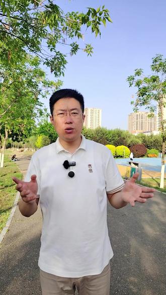 交通事故出院收好五份理赔核心单据修改精准 车祸出院收好全套理赔单据,一步避开赔偿大坑。详解交通事故理赔流程、交通事故理赔计算、交通事故理赔标准,梳理全面交通事故理赔项目,应对交通事故对方全责不理赔,科普交通事故对方全责怎么理赔。整理正规交通事故理赔清单,讲解交通事故保险理赔流程、交通事故人伤理赔流程,告知交通事故理赔需要哪些资料,规范交通事故误工费理赔,帮伤者足额拿到误工、护理、营养各项车祸赔偿。#交通事故 #交通事故理赔 #交通事故赔偿
