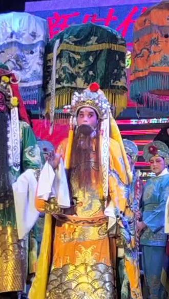 抖音也不会发了,前几天发了一个,描述都没写,今天再发一个试试,本人玩的是徐庶,演不好,各位别喷😂😄😄