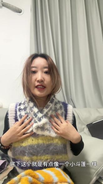 所用线材均为@十刻 雪宝
1️⃣飞行帽
线材:忘川河畔
用量:一团
教程:@小杨今天钩织了吗
2️⃣渔夫帽
线材:海盐少女
用量:两团(帽子+围巾)
3️⃣科沙文背心
线材:月光宝盒+01
用量:各一团
4️⃣圆圆卷边帽
线材:粉墨佳人
用量:不到一团
教程:@ab und zu
5️⃣千鸟格渔夫帽
线材:粉墨佳人+01
用量:不到一团
教程:@小师妹手作
6️⃣千鸟格围巾
线材:随便一团余线+01
用量:随意
教程:@海大星和派宝宝
7️⃣小猫橙蓝围巾
线材:01 19 20
用量:不到一团
教程:@YUZUCYAN
8️⃣巴拉克拉法帽
图解:Cosmaudi的The Pixel Hood
线材:芝士 青苹果
用量:不到一团
教程:@1-Stardust
所有@的博主均来自🍠
#手工#钩针#图解#针织#围巾