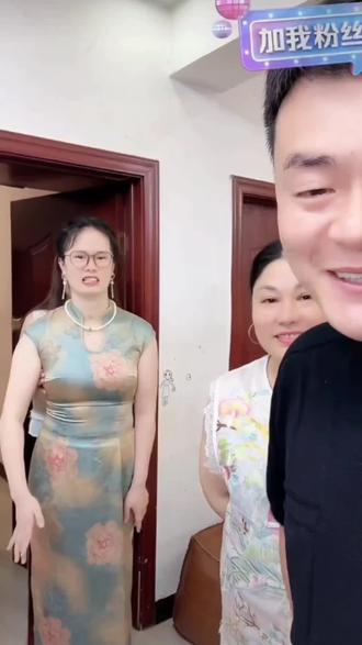 姐姐阿姨们,元元今天漂不漂亮?#元元日常 #记录真实生活