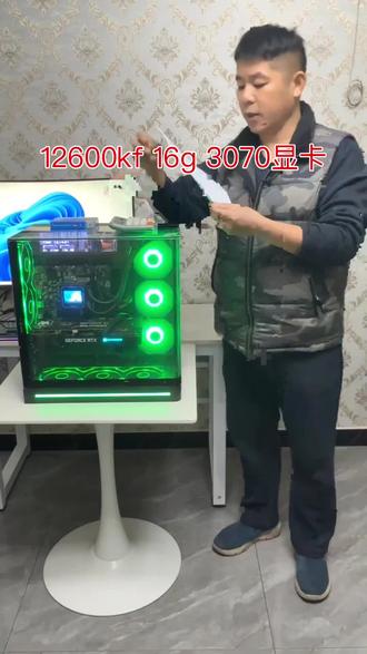 5700元主机。12600kf 酷里奥360水冷 微星b760m x 金士顿16g d5 6000 c30 512g m2 3070 8g 600w 副屏机箱 8rgb
