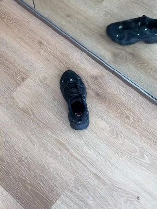 闺蜜们!快让老公来抢下方小黄车的爆款猫爪鞋!!b #斐乐 #透气舒适 #男女同款 #软底软面穿上超舒服 #轻薄透气