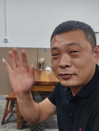 庆祝直播间突破新高