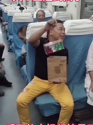 火车上遇到高手后面大妈都惊呆了#魔术教学