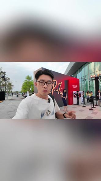 售20.38万起,新配色+第二代VLA,体验新款小鹏P7 3月18日,小鹏P7 Max版上市,指导价20.38-30.18万元,目前购车可享8000元补贴和红、黑套装半价(5000元)选装权益。第二代VLA将在3月19日开启推送,未来还会普及到大部分车型,为用户带来更强的智能驾驶辅助体验。#小鹏P7 #小鹏P7黑白红新色